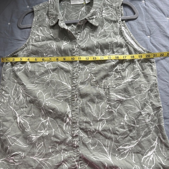 Ecothreads Women’s Button Up Blouse Sleeveless Linen Top size Large green floral - Picture 8 of 10